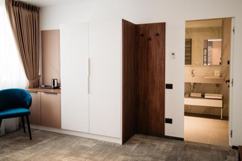Ένα μπάνιο στο VascarHD - Elite Rooms