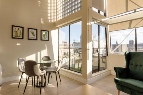 Dublin Castle Suites Image