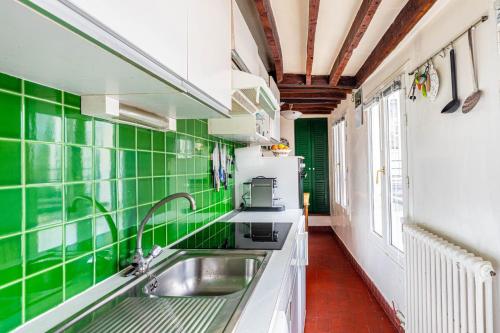 GuestReady - Parisian Bliss near the Louvre