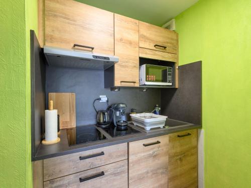 Apartment Bosquets 2 pièces balcon by Interhome