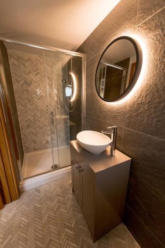 Un baño de Peaceful Hideaway in South Downs