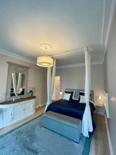 Photo de la galerie de l'établissement Chambre dans appartement luxueux, à Paris