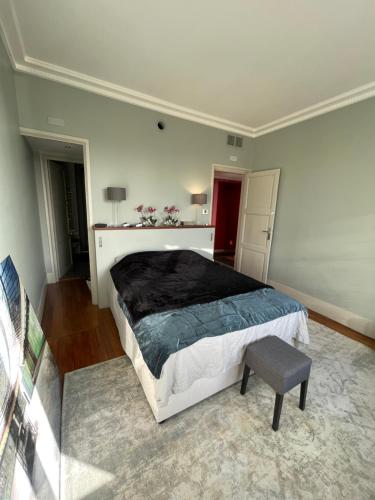 Photo de la galerie de l'établissement Chambre dans appartement luxueux, à Paris