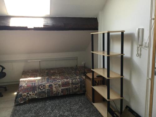 Studio 17 m2 quartier St Donatien