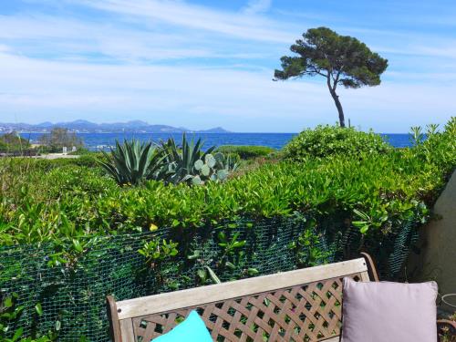 Apartment Les Louvans-6 by Interhome