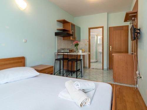 Studio Jerkan 18 by Interhome