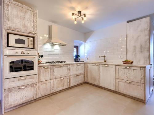 Holiday Home Eugenia by Interhome