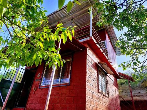 Fotografie z fotogalerie ubytování NeelMohar Bellevue 8 v destinaci Mahábalešvár