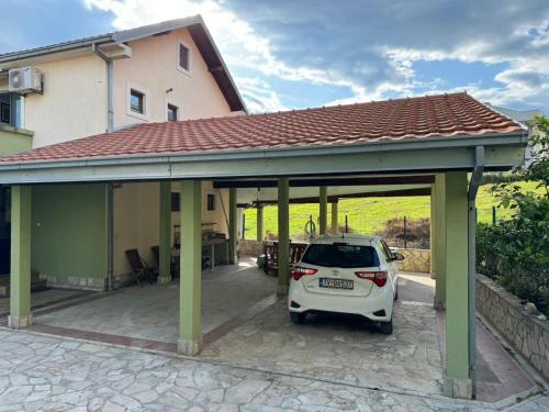 Gallery image of Моя звезда in Mrčevac