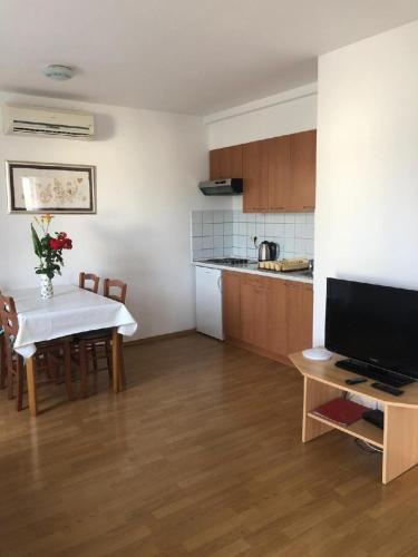 Ferienwohnung in Fažana mit Garten und Terrasse