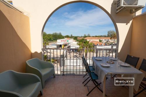 Appartement climatisé à 100m de la plage