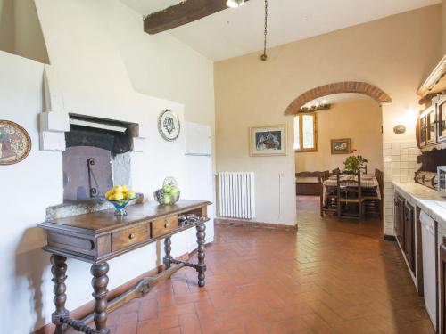 Kuchyň nebo kuchyňský kout v ubytování Holiday Home Il Leccio by Interhome