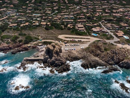 an aerial view of a beach and the ocean at Holiday Home Mare-3 by Interhome in Li Valcaggi