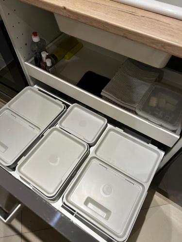 Una cocina o zona de cocina en Ammersee Garten Appartment