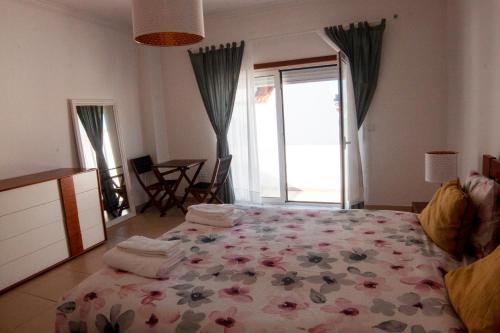 InTune Peniche Property