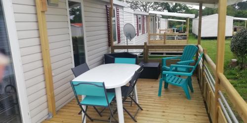 Μπαλκόνι ή βεράντα στο Camping des Pierres Debout