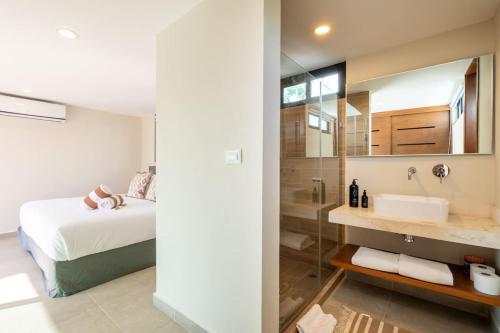 Ένα μπάνιο στο Selva Terra Sol Beach Club Access