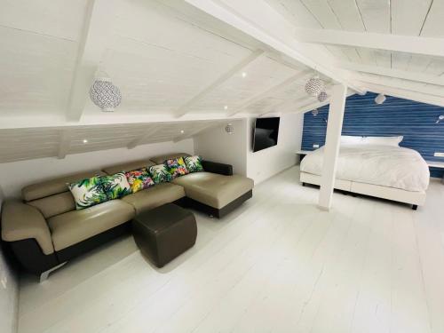 Ruang duduk di Villa 4 chambres à Cap D'Ail près de Monaco