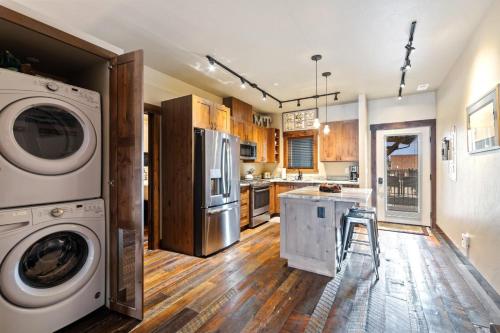Kuchyň nebo kuchyňský kout v ubytování Baker Loft 302