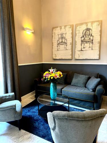 Via Veneto Luxury House