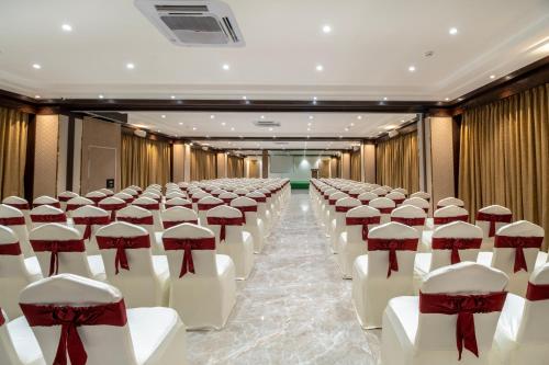 Konferenční prostory v ubytování Monday Hotels Amalapuram Heights