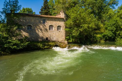 Moulin du Meunier - 18th Century Magnificently restored Mill