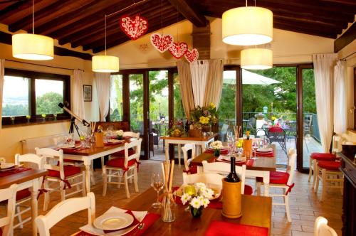 Restaurace v ubytování Agriturismo Sant'illuminato