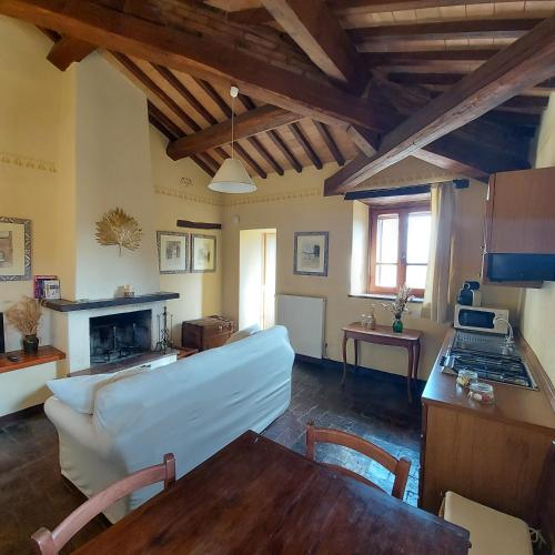 Η κουζίνα ή μικρή κουζίνα στο Agriturismo Sant'illuminato