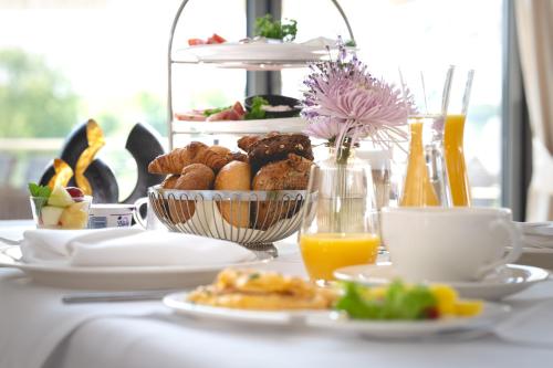 Jídlo v hotelu nebo okolí