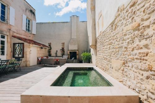 Πισίνα στο ή κοντά στο Villa Le Passe simple
