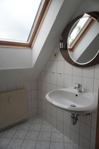 Bilik mandi di Alcor Hotel Feriendorf an der Ostsee