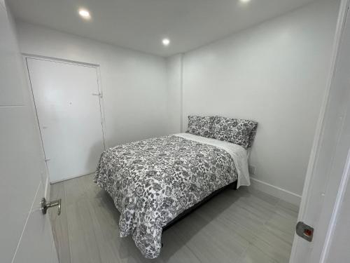 Katil atau katil-katil dalam bilik di Amazing Ocean View! 10 floor Parking included