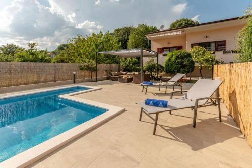 Gallery image of Holiday Home Villa Adriana Dalmatia in Dugopolje