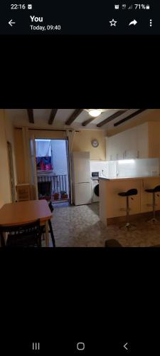 Apartment in Downtown 2 bedrooms AC 30 nigths min