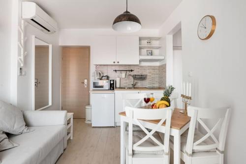 Sunny New Hideaway Near the Beach on the Island of Hvar