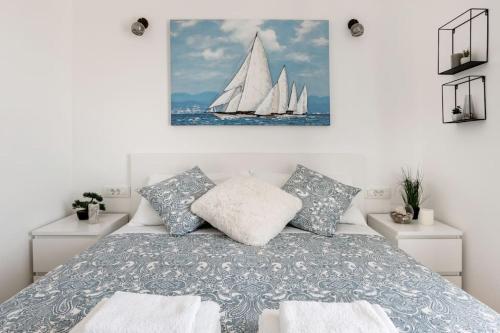 Sunny New Hideaway Near the Beach on the Island of Hvar