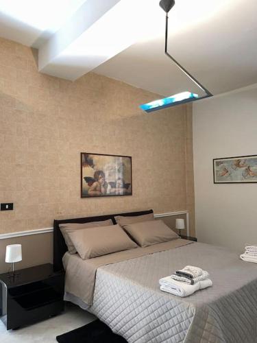 Ένα ή περισσότερα κρεβάτια σε δωμάτιο στο Josephine House