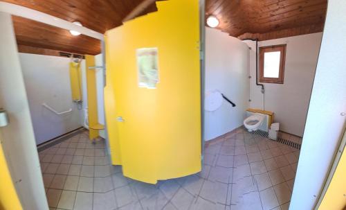 Koupelna v ubytování Les Chalets Guinguette