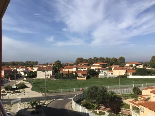 Η γειτονιά γύρω από ή μία γειτονιά κοντά σε αυτό το διαμέρισμα