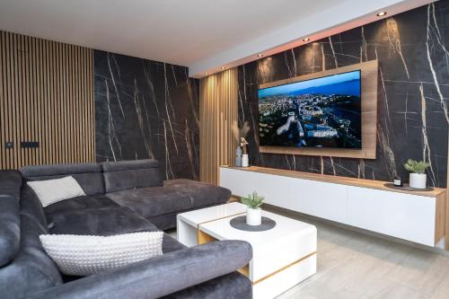 Apartment 88 - Private Heated Pool