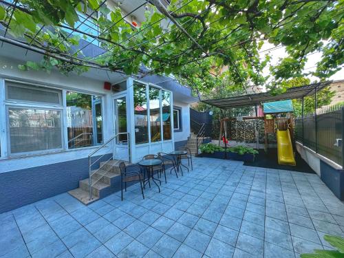 Gallery image of Vila Crinis in Eforie Nord