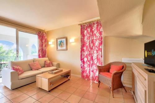 Les Maisons aux Restanques du Golfe de St Tropez - maeva Home - Maison Duplex 4 Pièces avec terrasse vue végétation 8 personnes - Prestige MAE-2842