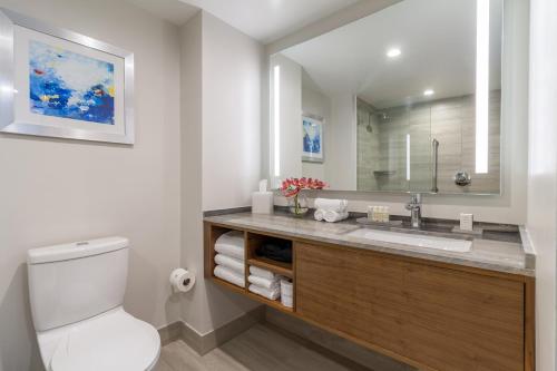 Koupelna v ubytování B Ocean Resort Fort Lauderdale Beach