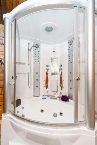 Perfect Place by Eden Crest photo 14
