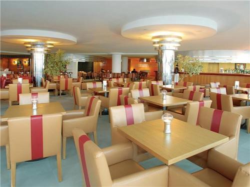 Spectacular Albufeira 2 Bedroom apartment in the city center