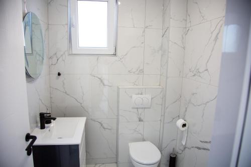 Un baño de TWINS DREAMs HOUSE