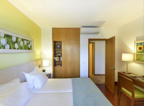 Aqualuz Lagos One Bedroom Apartment Pool View