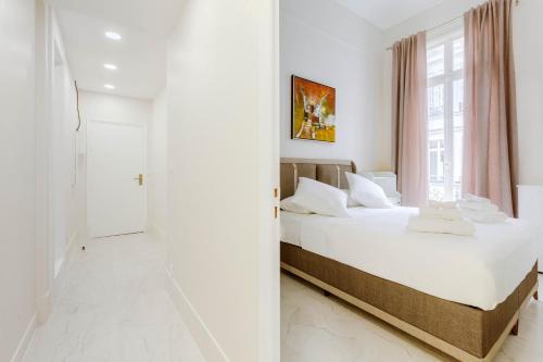 Photo de la galerie de l'établissement Caf friedland, à Paris