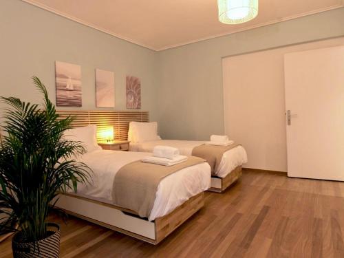 Vouliagmeni Seaside Luxury Home