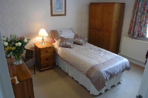 Una cama o camas en una habitación de The Bebington
